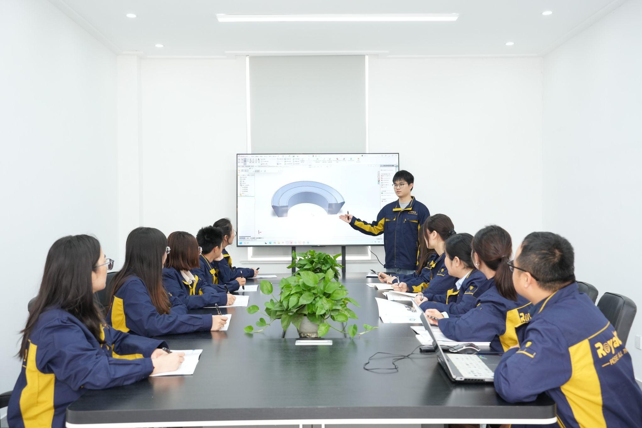 Case Study: How a Global Oil Company Improved Equipment Lifespan with Qinuo’s Rubber Sealing Solutions