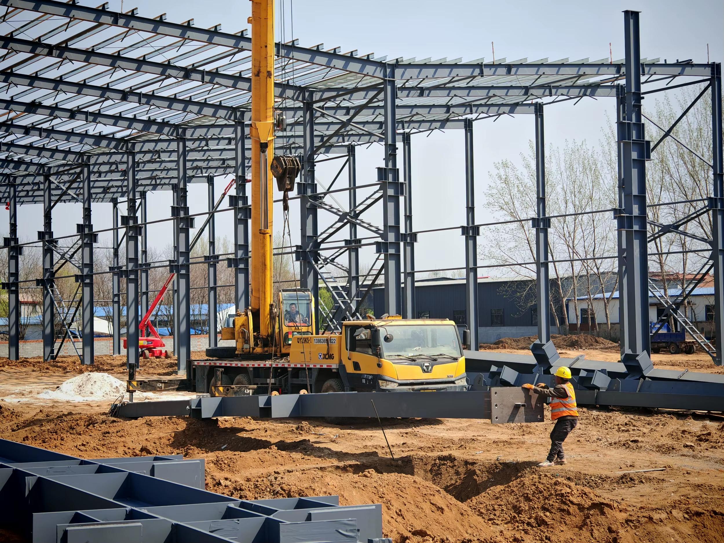Heavy Steel Structure Factory and Warehouse Solutions: High-Strength Industrial Buildings for Global Logistics and Manufacturing