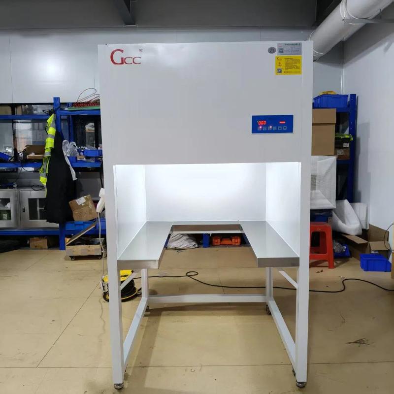 Vertical vs Horizontal Laminar Flow Hood: Differences, Applications & Buying Guide