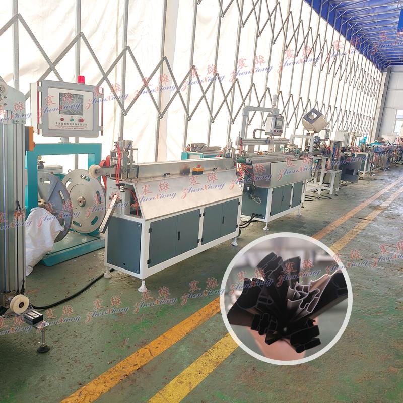 The newly upgraded refrigerator door seal production line ordered by the customer has been installed!