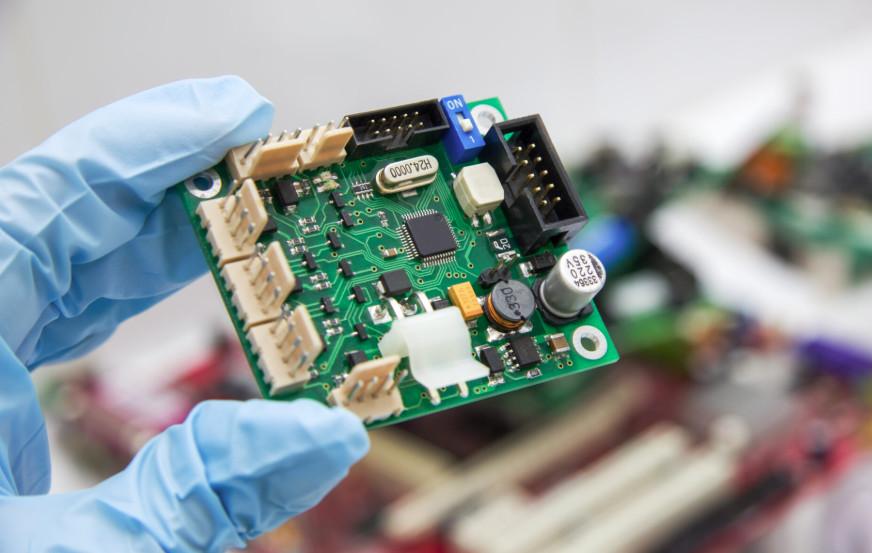 PCB Design Principles of Single-Chip Microcomputer Control Board