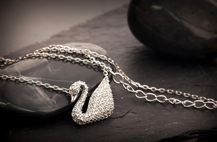 Metal Crafts Etching: Xinhaisen's Successful Collaboration with SWV