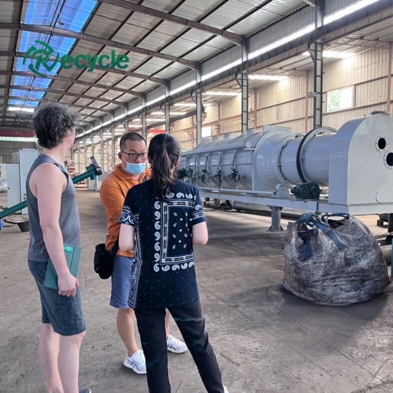 French guests purchased UBC Carbonization Decoating Furnace after visiting the factory