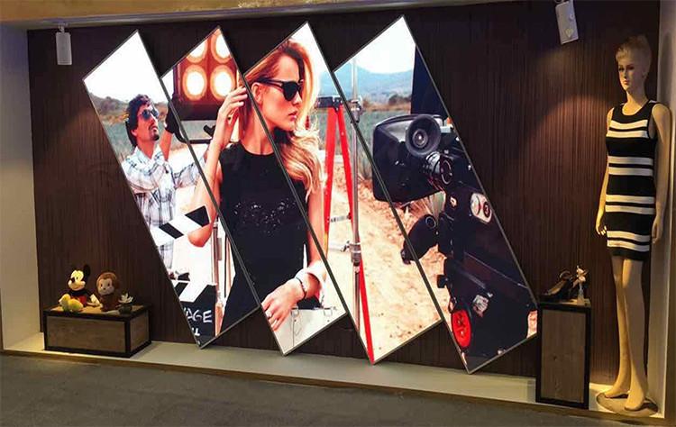 P2.5 led poster for advertising