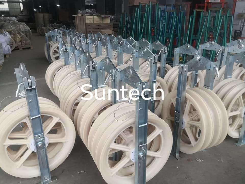 660X110 Three Nylon Wheels Stringing Blocks Are Ready To Ship For Afghanistan's Customer
