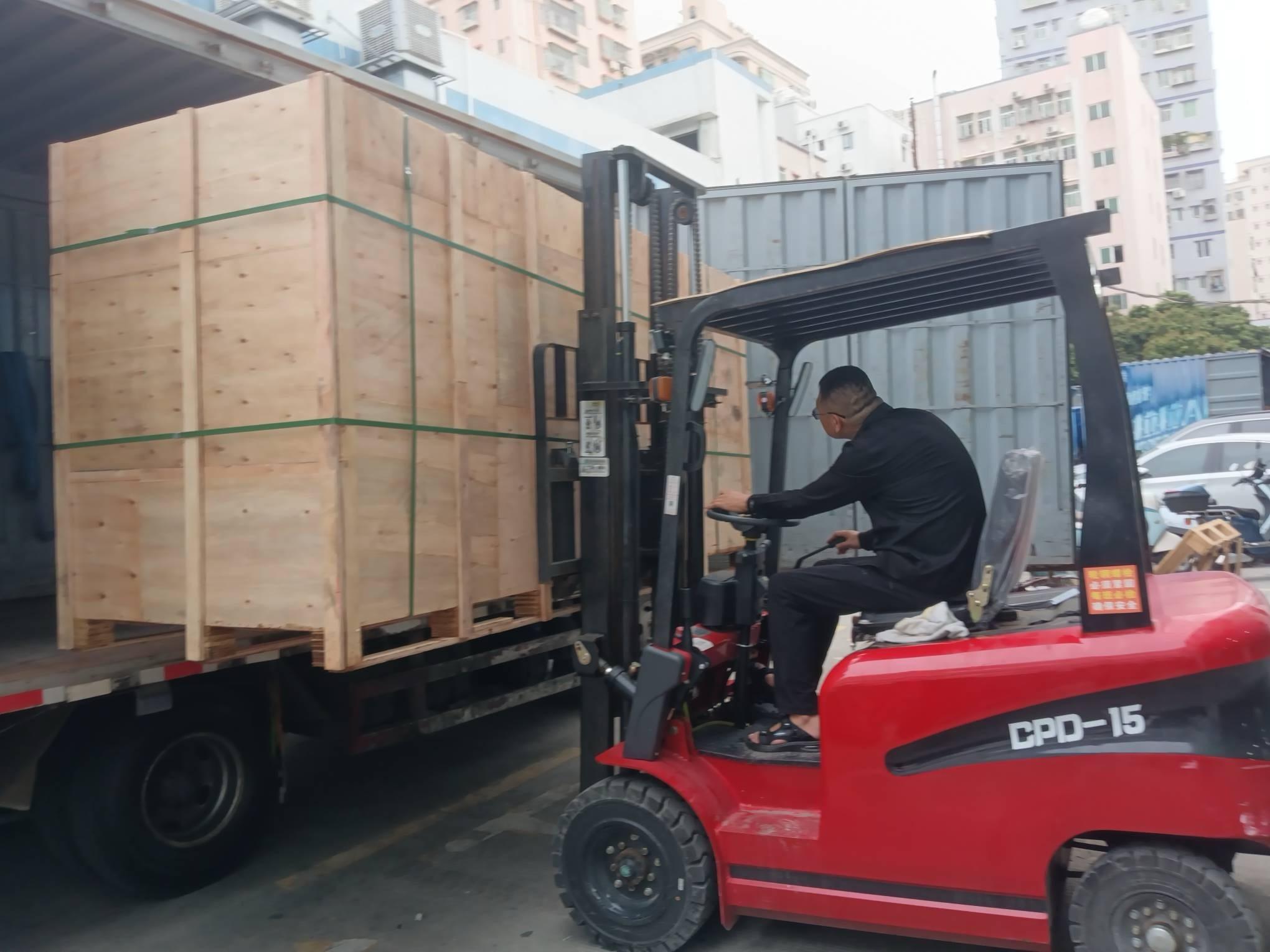 Canada LTL oversize cargo 