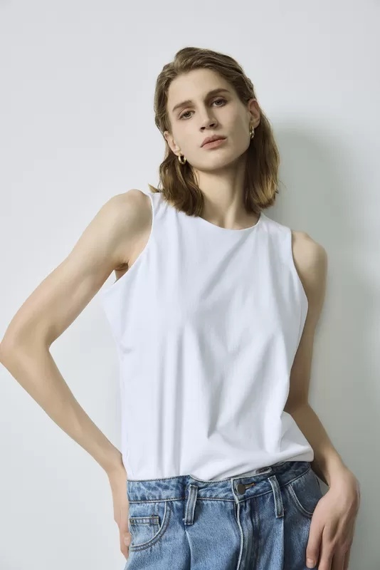 White Fashion Vest Crew Neck Sleeveless Bodysuit