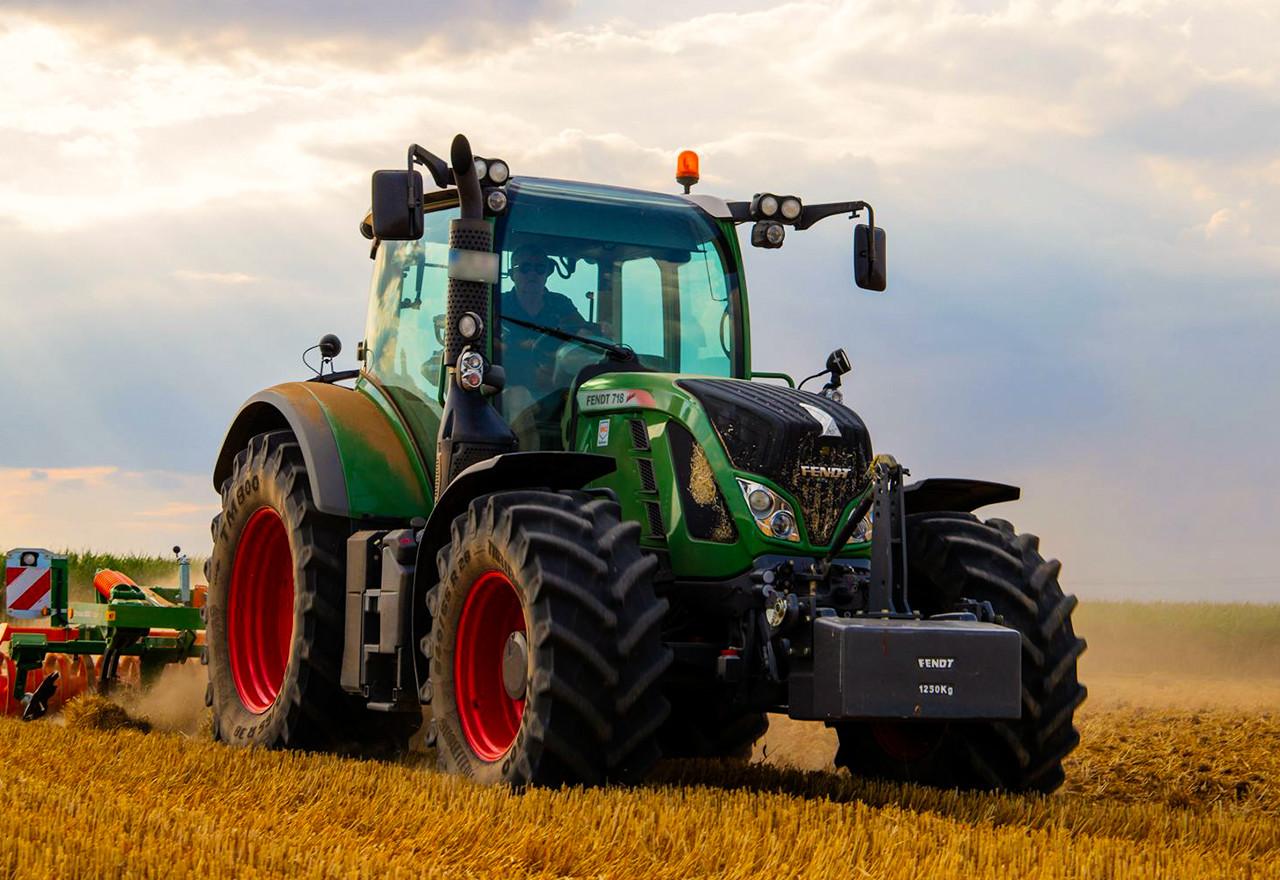 Agricultural Machinery – Farm Tractor