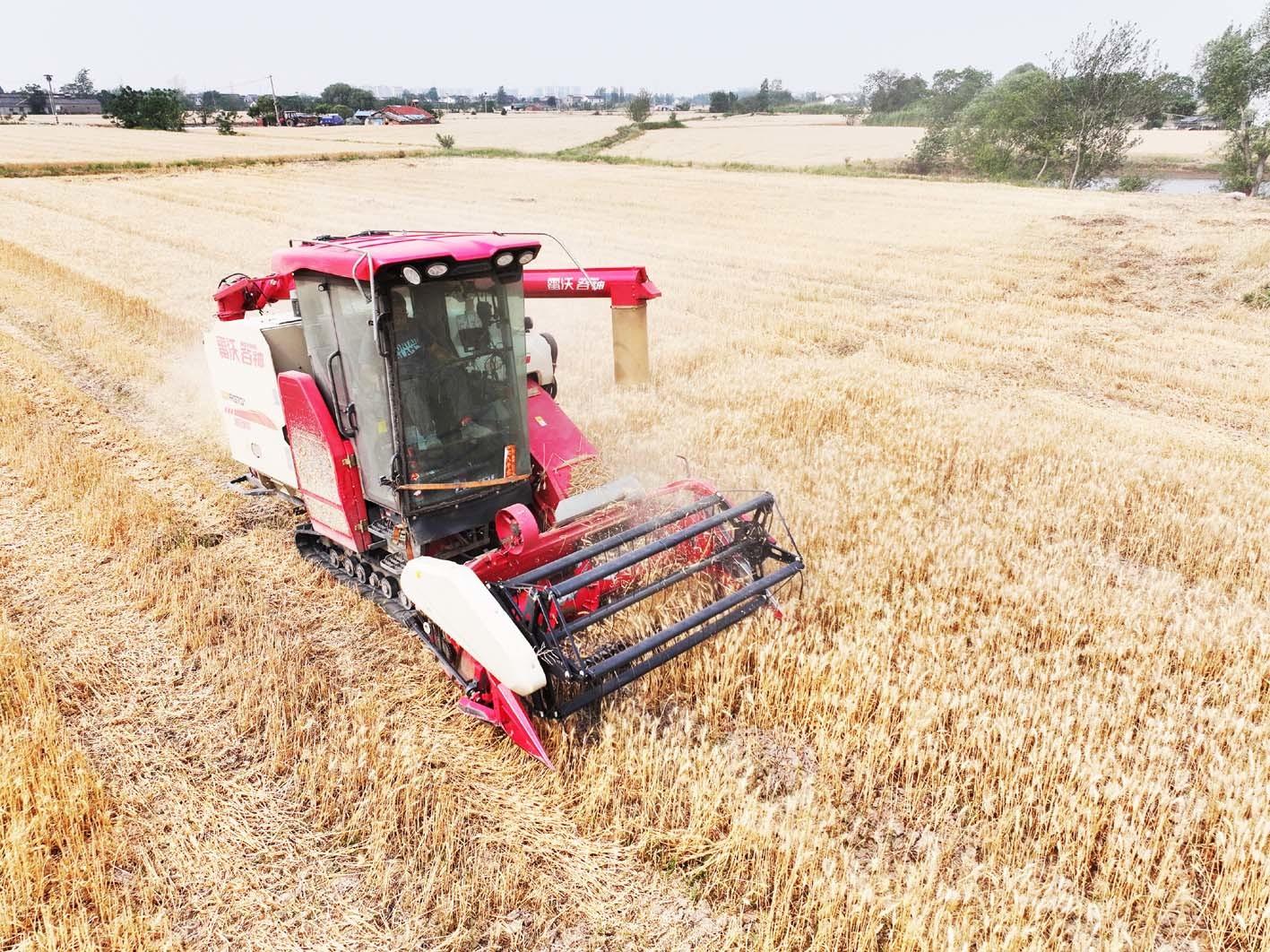Pull Control Cable Application In A Combine Harvester