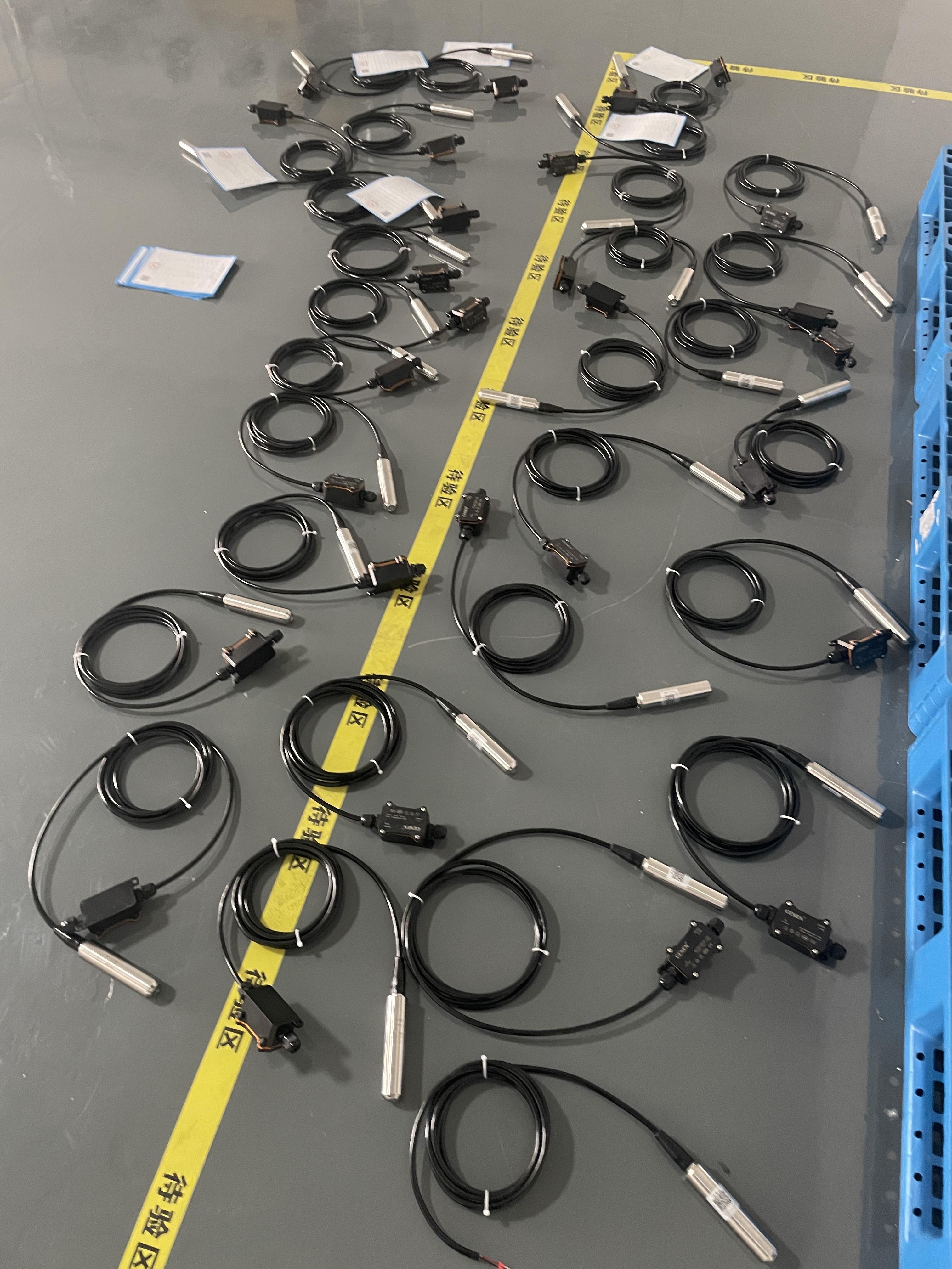 A new energy material workshop - Precise control of the liquid level of highly corrosive chemicals
