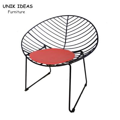 China Metal Wire Chair Cafe French Metal Moon Chair Outdoor Furniture 55x52x81cm for sale