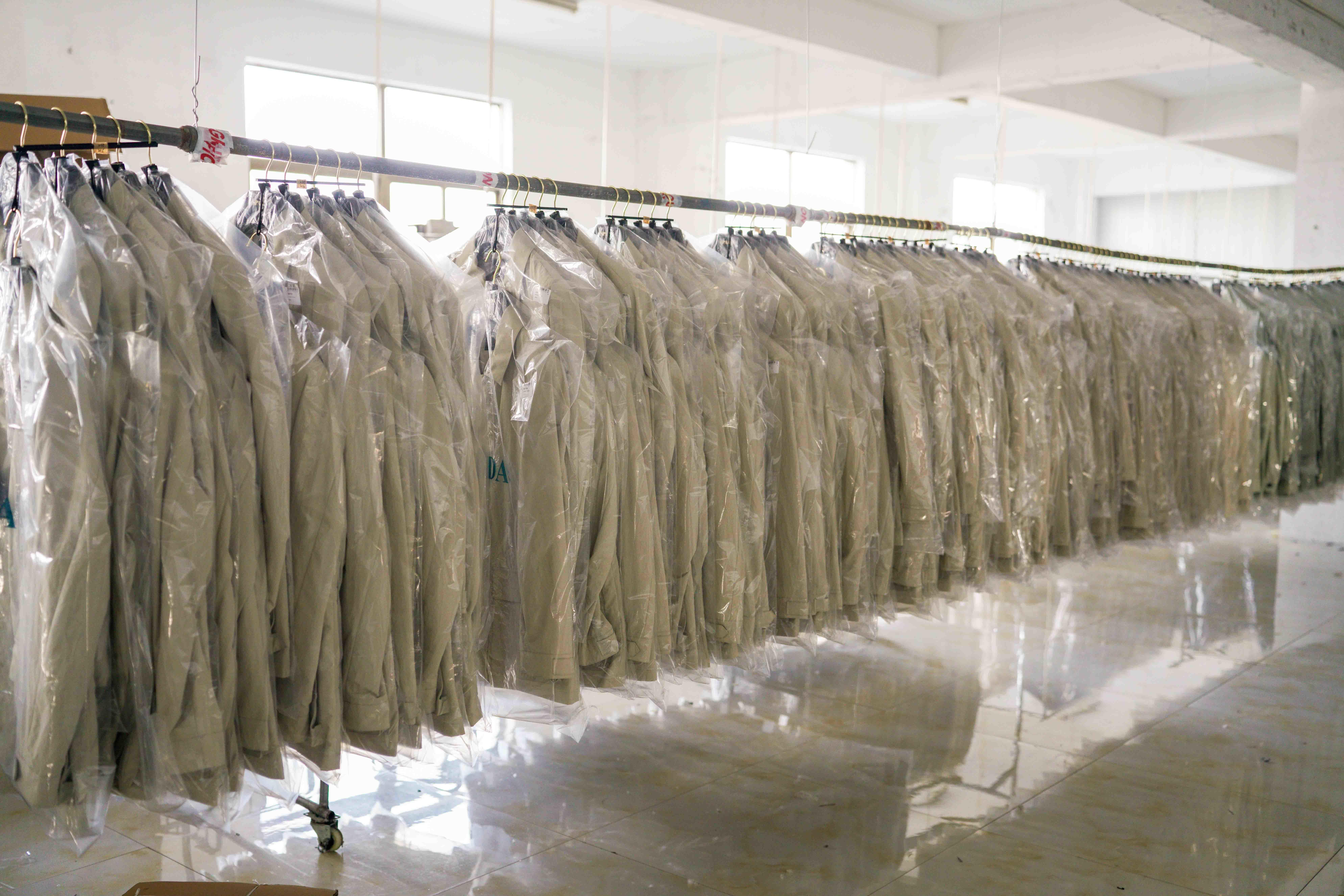 Solving B2B Apparel Sourcing Pains: Shanghai Senyuxing Offers Faster Supply & Professional Packaging