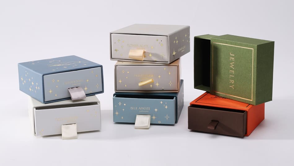 Rigid drawer box and folding drawer box