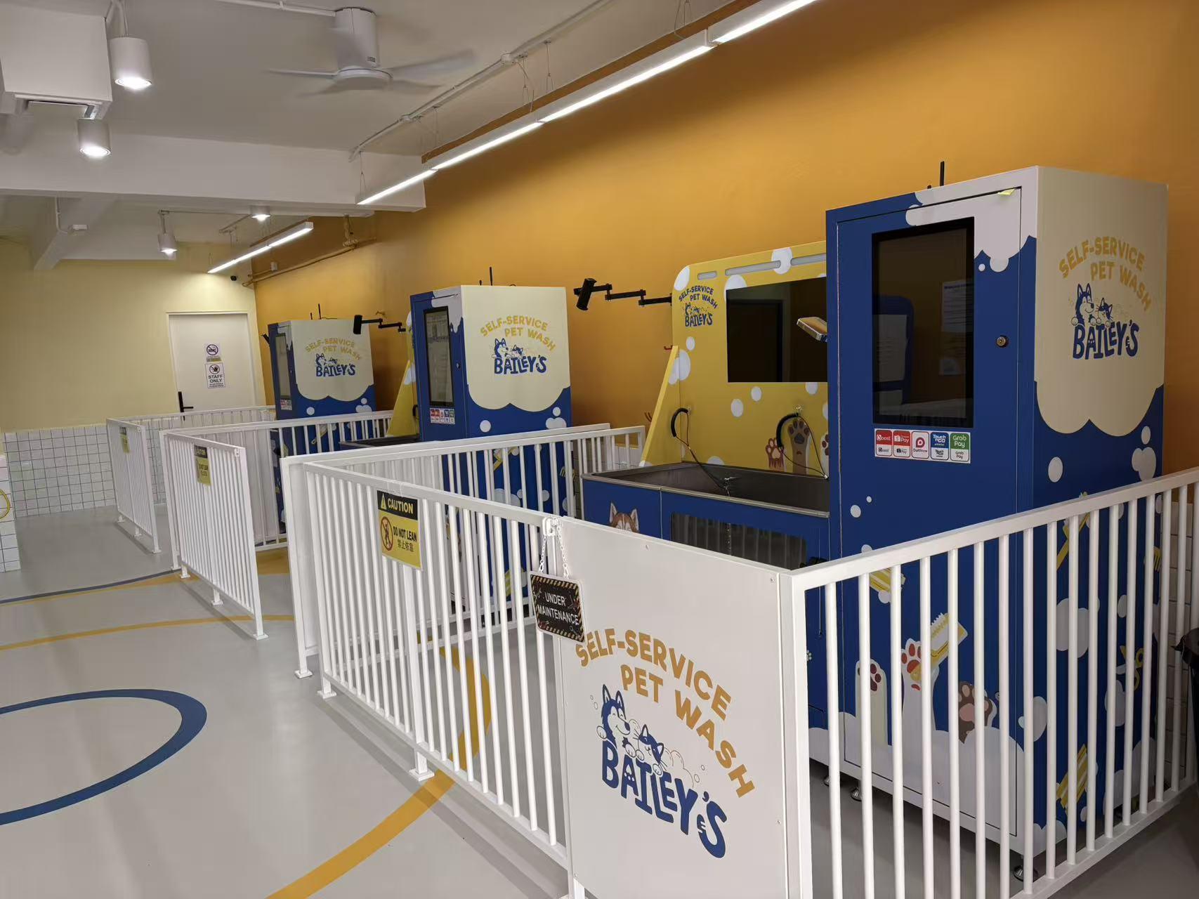 WEIMI Smart Self-Service Pet Wash Machine for 24/7 Dog and Cat Washing in Malaysia