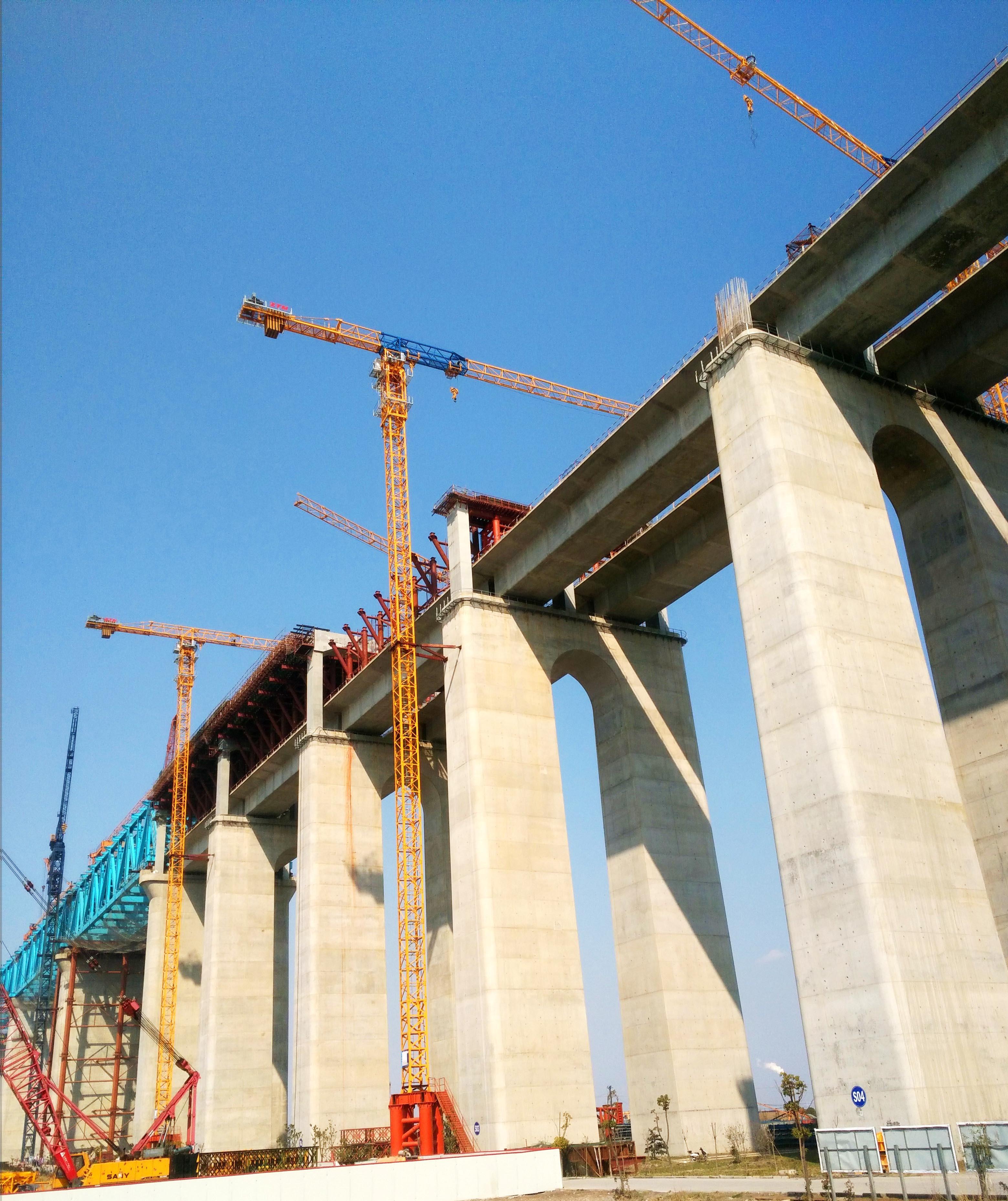 Tower Cranes: Pillars of Modern Construction