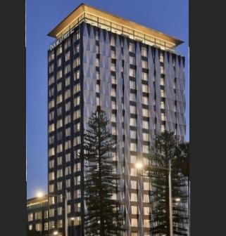 Australia Waterfront Hilton Hotel Unitized Curtain Wall Project