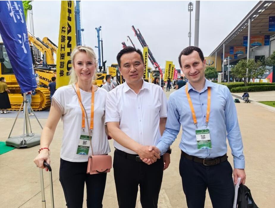 Warmly Welcome Europe Businessmen To Visit China Coal Group And Purchase
