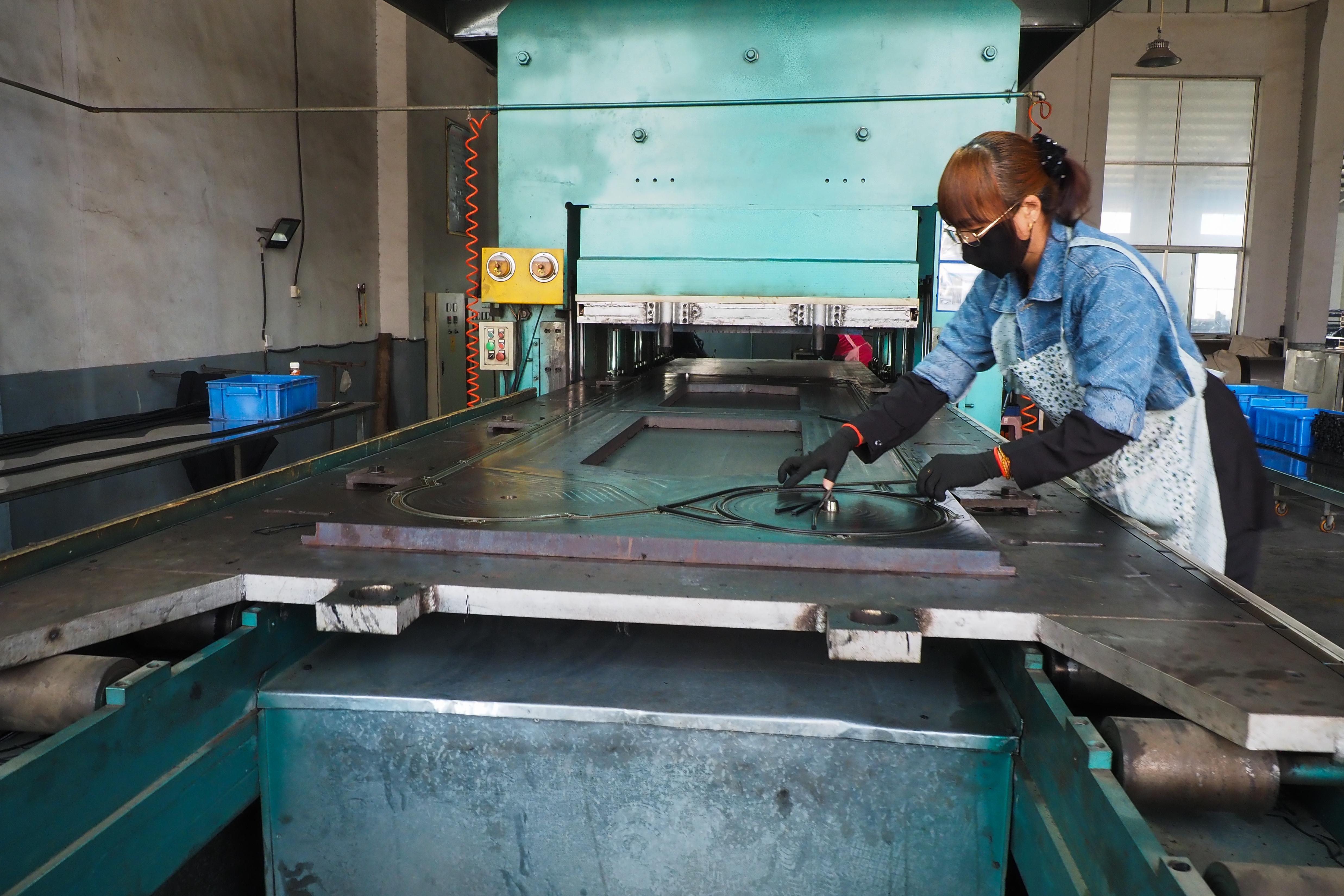 The Gasket Assembly Process for Plate Heat Exchangers: From Component to Completed Core