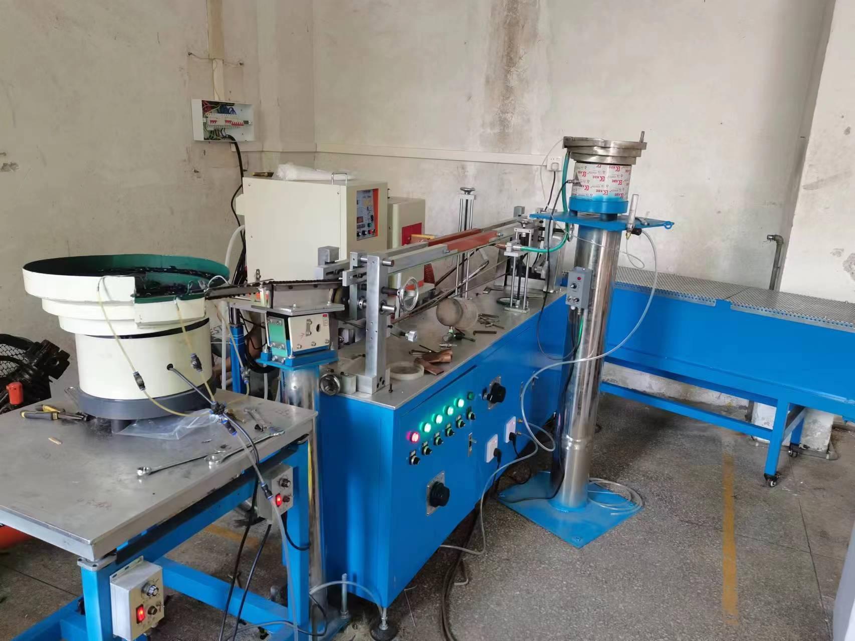 Precision industrial technology progresses, replacing traditional automatic dispensing machines