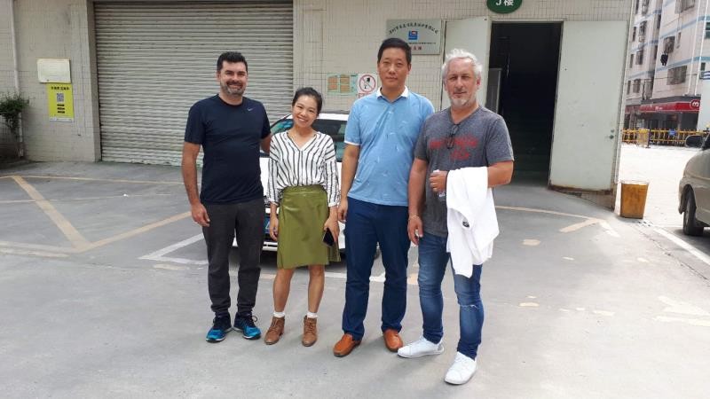 A kind chatting conference with our foreign customers
