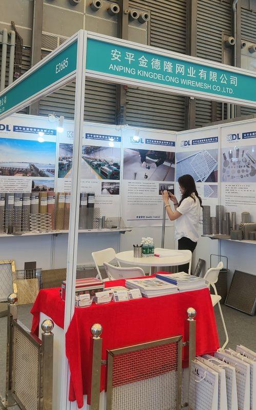 Focusing on the field of filtration materials,KDL appeared at the Shanghai International Chemical Equipment Exhibition