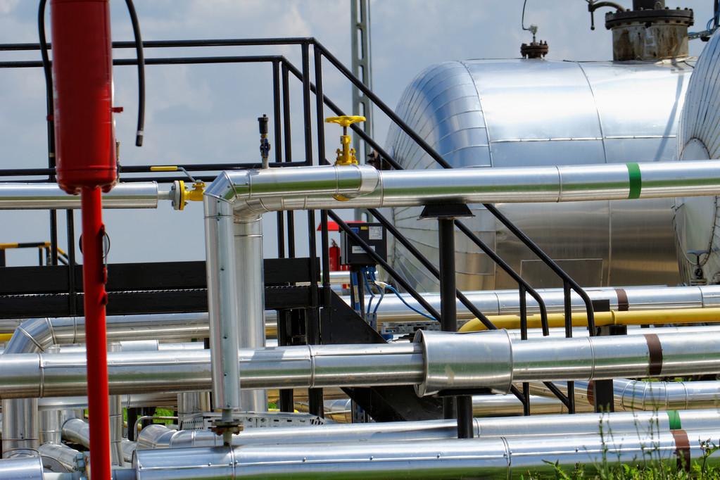 Maintenance and Cleaning of Stainless Steel Elbows in Piping Systems