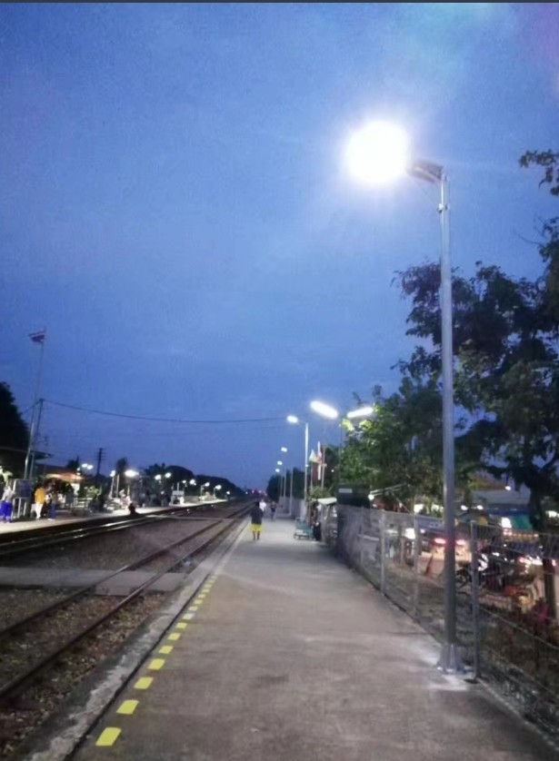 Solar street light
