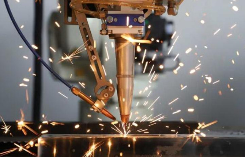 How much for a complete set of laser welding robots?