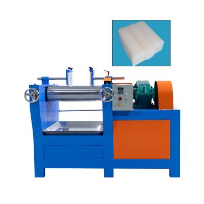 China Rubber Milling Machine 380V/3P/50HZ with 15-20r/min Speed and 1-10mm Roller Distance for Efficient Rubber Refining for sale