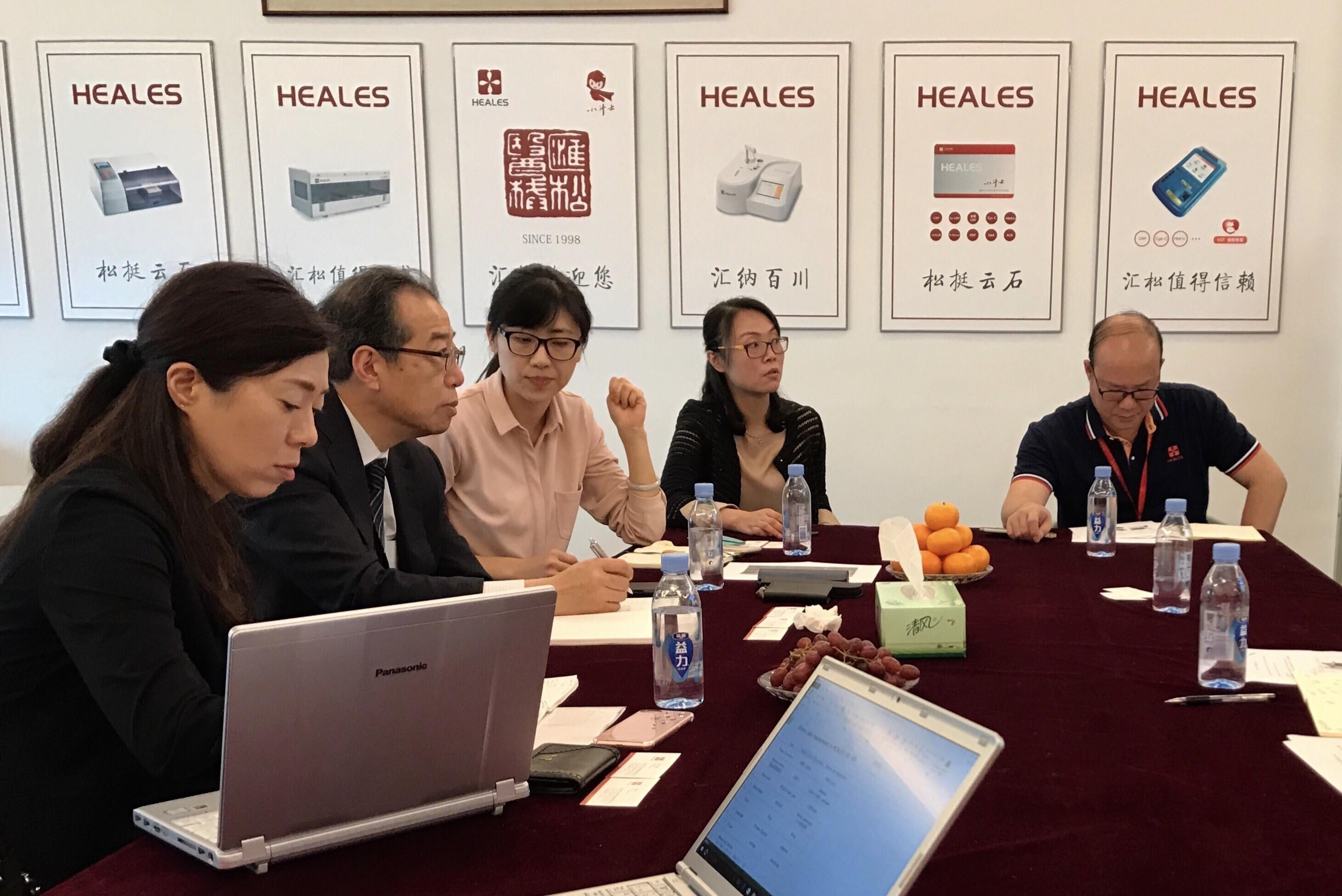 Customer visit  for QR series products