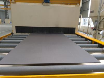China Pretreatment Roller Conveyor Shot Blasting Machine Workpieces Cleaning for sale
