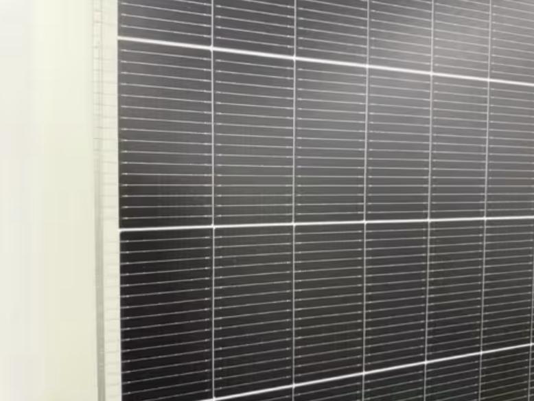 Curtain Wall BIPV Panel Project for a Commercial Office Complex in Germany
