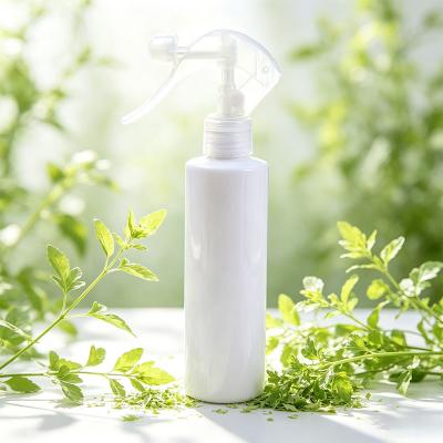 China 24mm 28mm Large Mouse Trigger Spray Gun With 200ml PET Bottle for sale