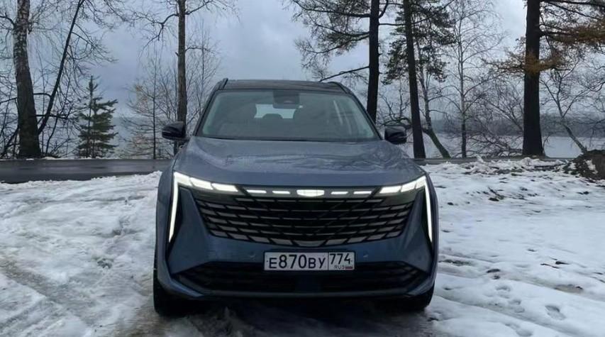 Our company's cars were successfully exported to Russia！