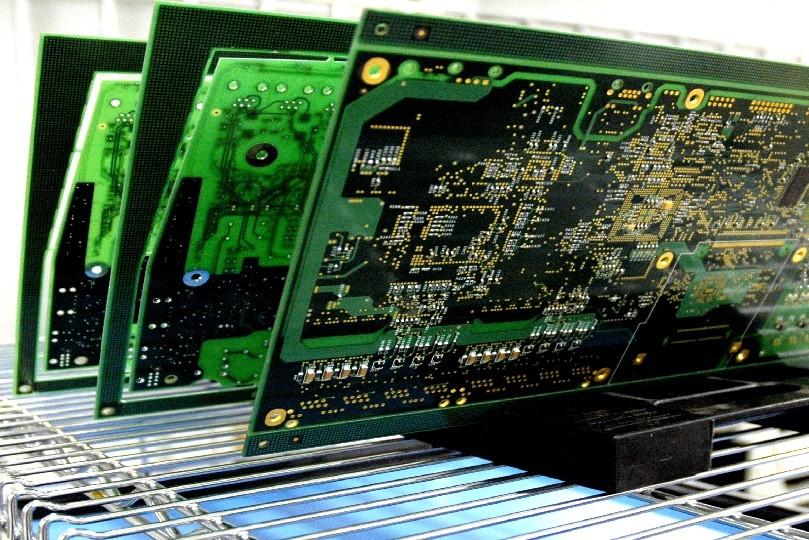 Supplier Selection and Evaluation: Finding PCB Partners for Collaboration