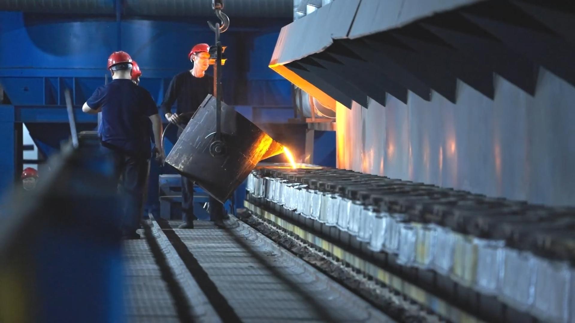 What is coated sand casting?