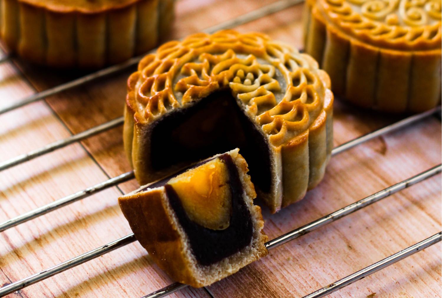 Moon cake