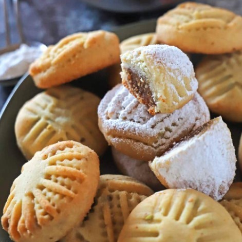 Maamoul (Date filled) cookies