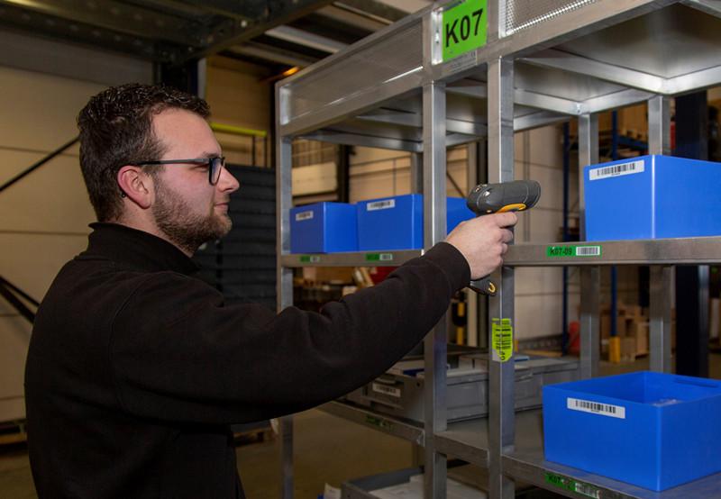 Jizan V9000P Helps Panasonic Group Launch Electronic Picking System