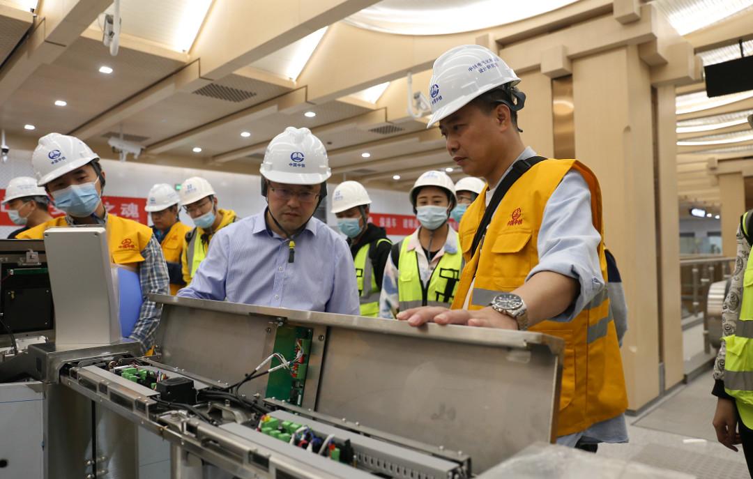 Jizan V800 handheld all-in-one machine helps a certain cinema launch a real name electronic ticket verification project
