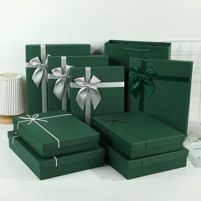 China Customized Rectangular Gift Box With Lid And Dark Green Packaging Box With Bow Photo Album Clothing Gift Box for sale