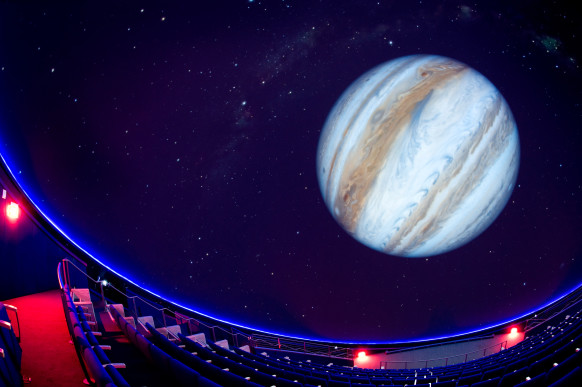 Dome Cinema Construction Solution