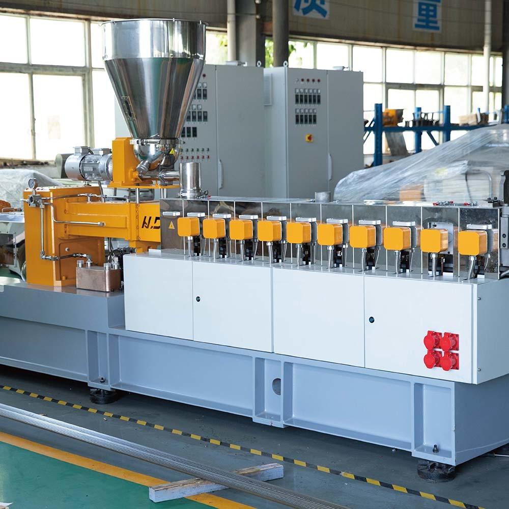 High-Efficiency ABS/PC Alloy Extrusion Line Reduces Costs and Boosts Productivity for Automotive Parts Manufacturer