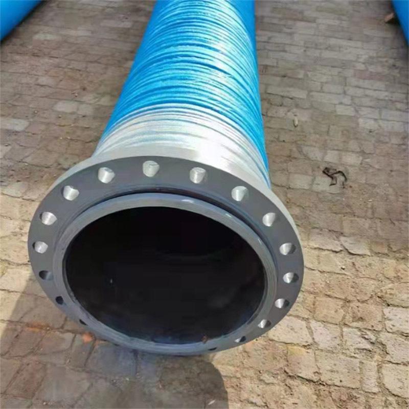 Hongruntong Marine Slurry Suction Hose Supports Large Scale Port Dredging Project in Southeast Asia