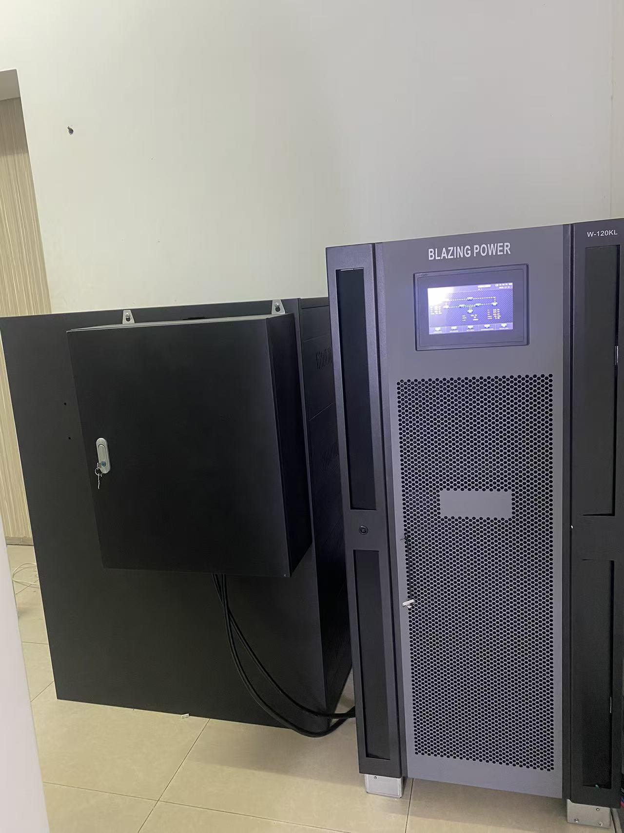 BLAZING POWER UPS: 24H Power Protection