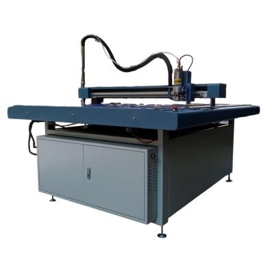 China 1500x900mm PVC Sheet Cutter with 1.5mm-6.0mm Cutting Thickness and 500-1800mm/s Speed for Garment CAD Paper Patterns for sale