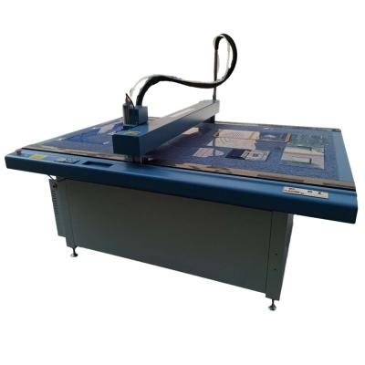 China All Aluminum Countertops Flatbed Template Cutter with 1500x900mm Cutting Scope and 500-1800mm/s Speed for CAD Apparel Sewing for sale