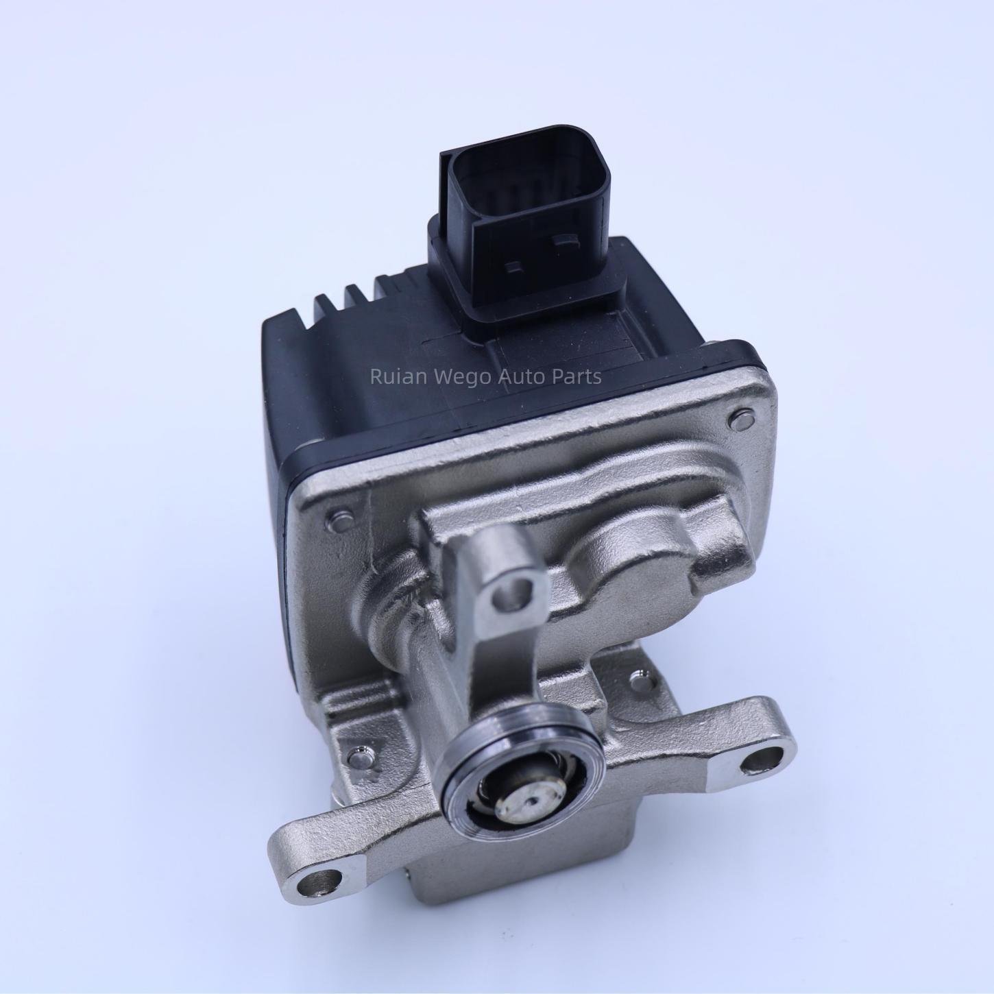 What does a DEF injector do?