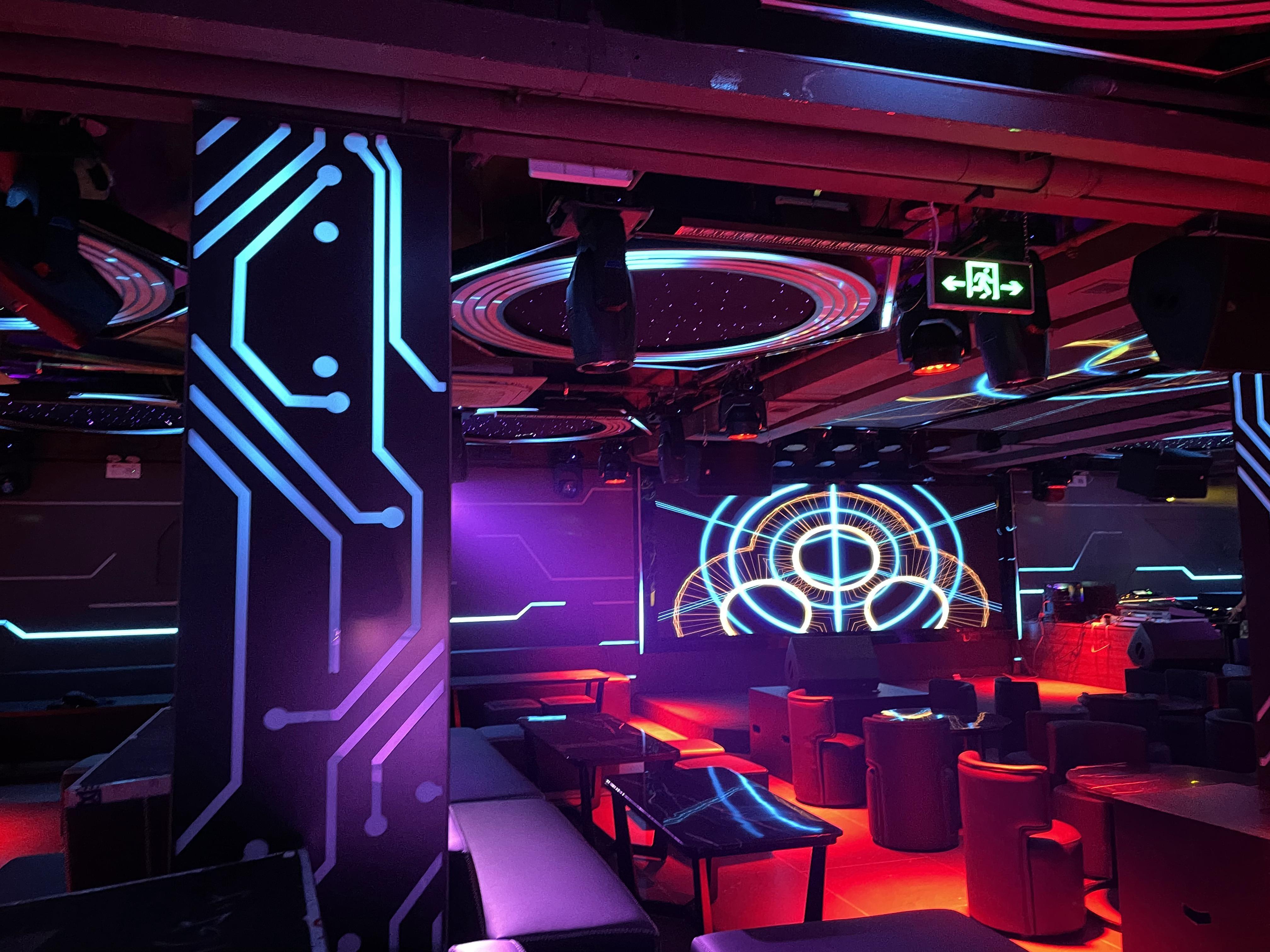 Guangzhou LED screens in bars