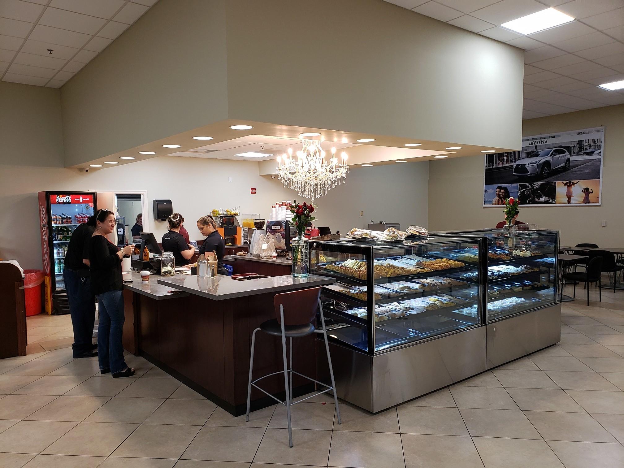 MIAMI LEXUS DEALER